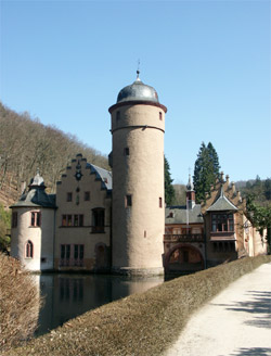 Wasserschloß Mespelbrunn, Spiegelung im See